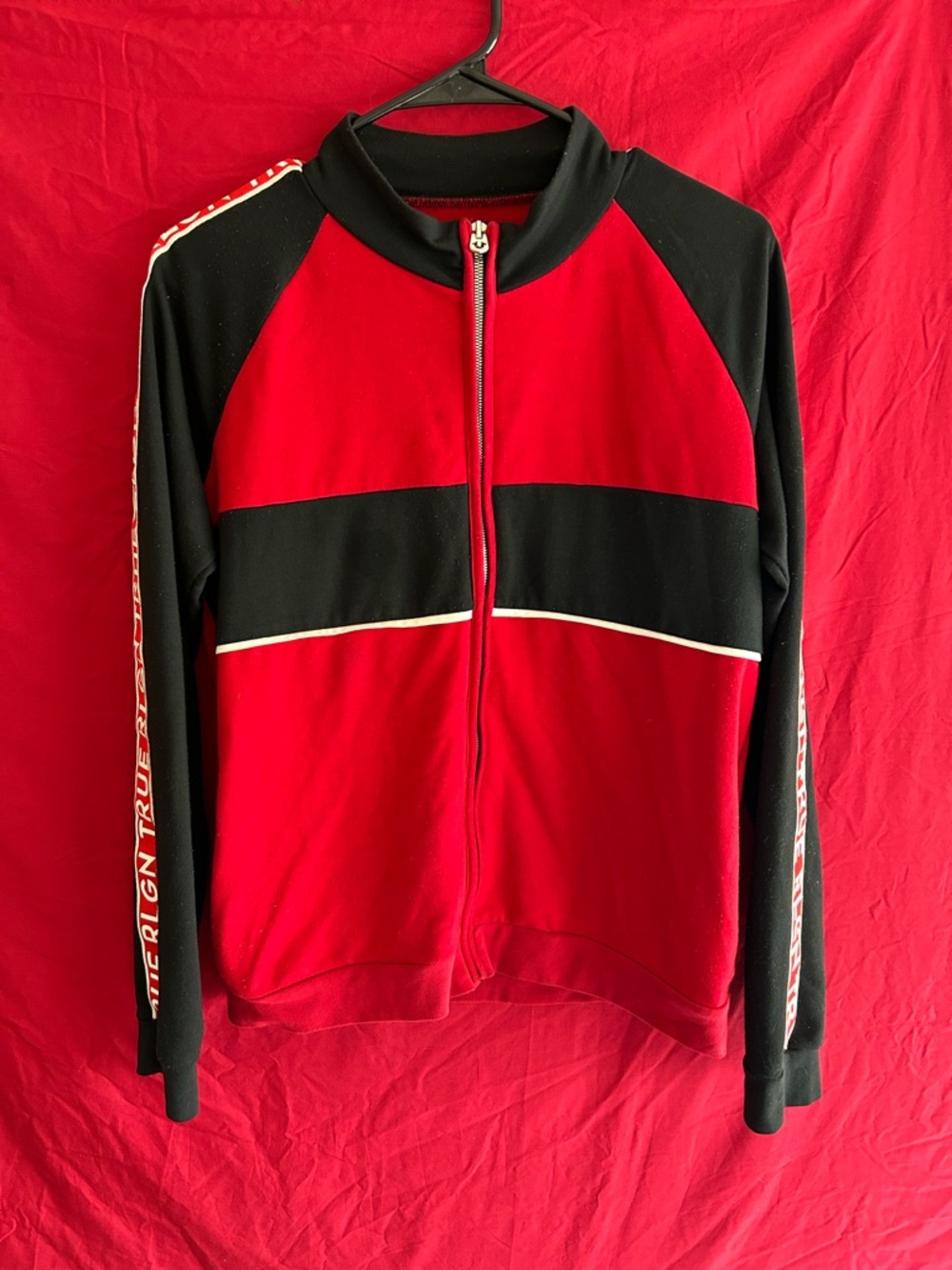 True Religion Black and Red Full Zip Lightweight Women’s Jacket, Size Large